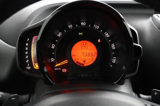 Toyota AYGO 1.0 VVT-i x-clusiv | Automaat | Apple Carplay/Android Auto | Climate control | Keyless entry/start