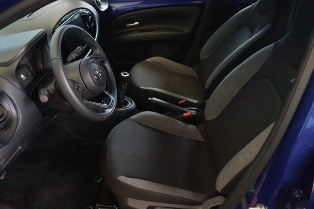 Toyota AYGO X 1.0 VVT-i MT Play | APPCONNECT | AIRCO | CAMERA | ADAP CRUISE | LANE-ASSIST |