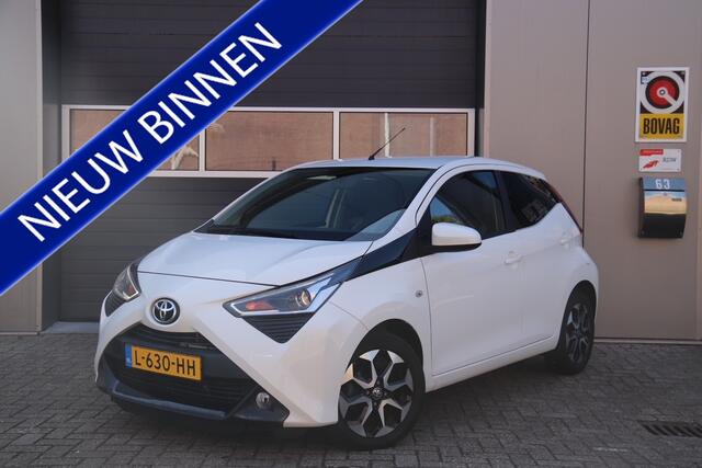 Toyota AYGO 1.0 VVT-i x-joy, Carplay, Camera, Airco