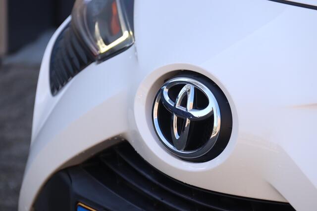 Toyota AYGO 1.0 VVT-i x-joy, Carplay, Camera, Airco