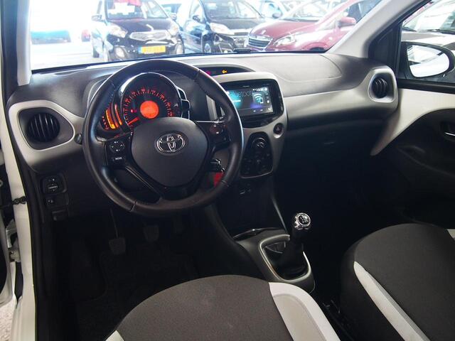Toyota AYGO 1.0 VVT-i x-play Camera (APK:Nieuw) Incl.Garantie