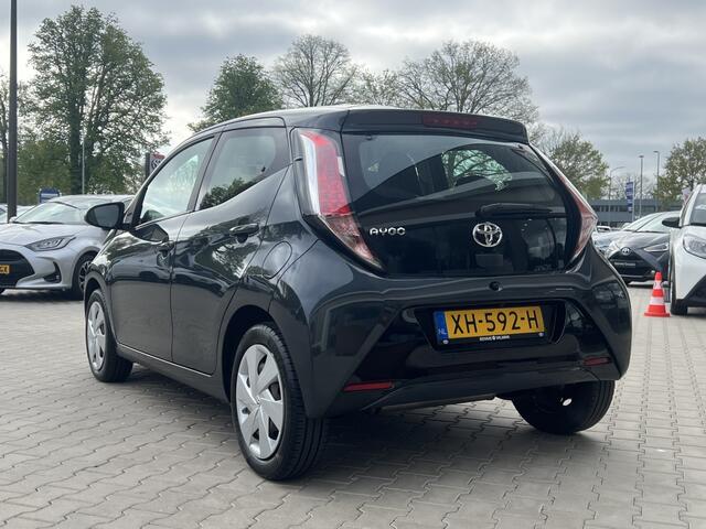 Toyota AYGO 1.0 VVT-i x-nav | Navi | Camera