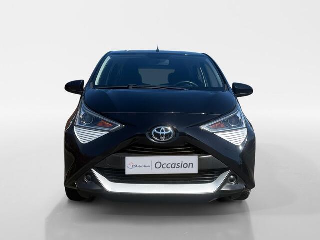 Toyota AYGO 1.0 VVT-i x-play | Camera | Airco | Stuurbediening | Bluetooth | Boekjes Aanwezig