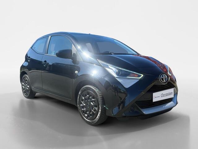 Toyota AYGO 1.0 VVT-i x-play | Camera | Airco | Stuurbediening | Bluetooth | Boekjes Aanwezig