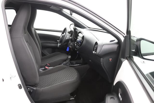 Toyota AYGO X 1.0 VVT-i S-CVT Pulse | Automaat | Led Verlichting | Climate Control | Bi-Tone |
