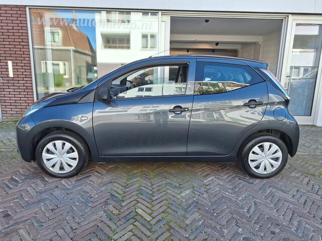 Toyota AYGO 1.0 VVT-i X-Fun 5Drs /68.000 Km/Airco/1e Eig/Bluetooth/Garantie