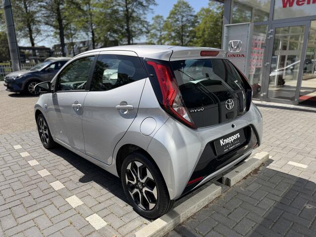 Toyota AYGO 1.0 VVT-i x-cite | GEEN AFLEVERKOSTEN | Apple/Android, Camera, Airco