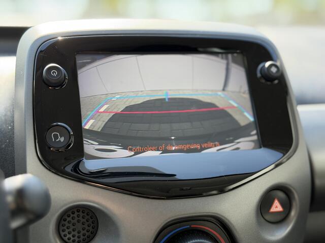 Toyota AYGO 1.0 VVT-i x-cite | GEEN AFLEVERKOSTEN | Apple/Android, Camera, Airco