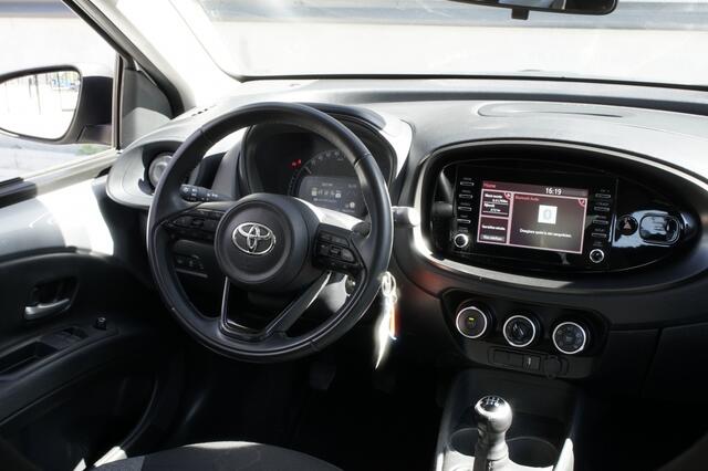 Toyota AYGO X 1.0 VVT-i MT Play