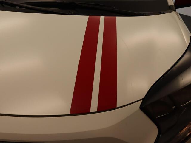 Toyota AYGO X 1.0 VVT-i MT Play - ORIGINEEL NEDERLANDSE AUTO - UNIEKE EXTERIEUR EN INTERIEUR ACCENTEN - AIRCO - ADAPTIEVE CRUISE CONTROL - CAMERA - LAGE KM STAND - BLUETOOTH- APPLE CARPLAY/ ANDROID AUTO