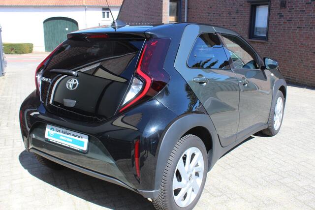 Toyota AYGO X 1.0 VVT-i S-CVT Pulse Bi Tone, Winter Pack, Safety Pack!