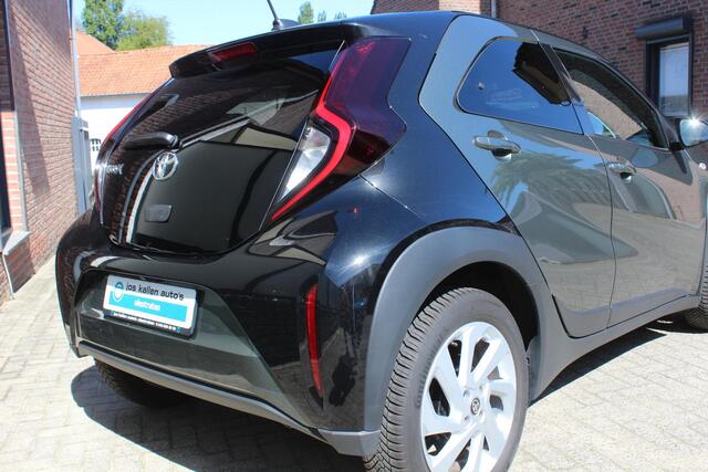 Toyota AYGO X 1.0 VVT-i S-CVT Pulse Bi Tone, Winter Pack, Safety Pack!