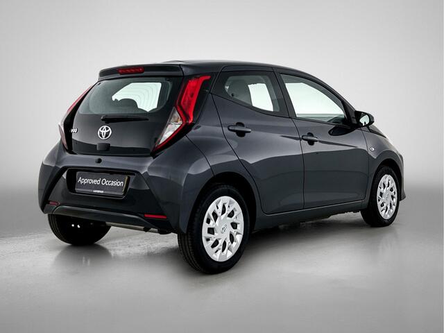 Toyota AYGO 1.0 VVT-i x-play limited