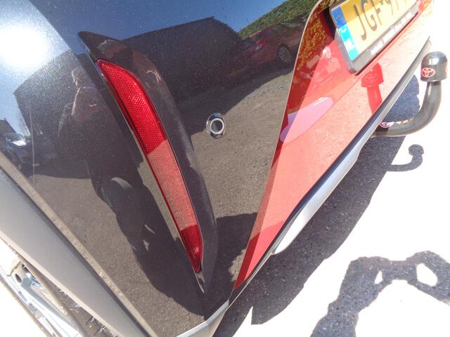 Toyota AYGO X 1.0 VVT-i MT Premium Ecc, PDC v+a,Navigatie, Carplay, Cabriotop, 18 inch LMV, Trekhaak