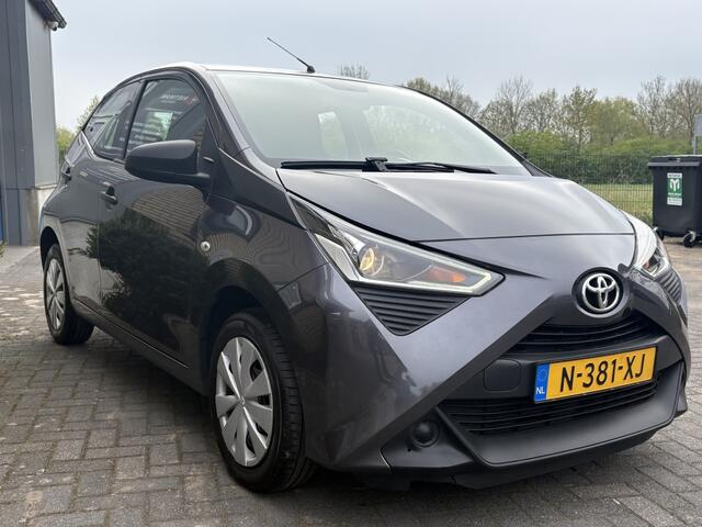 Toyota AYGO 1.0 VVT-i x-fun 1E EIGEN-BTW-AIRCO