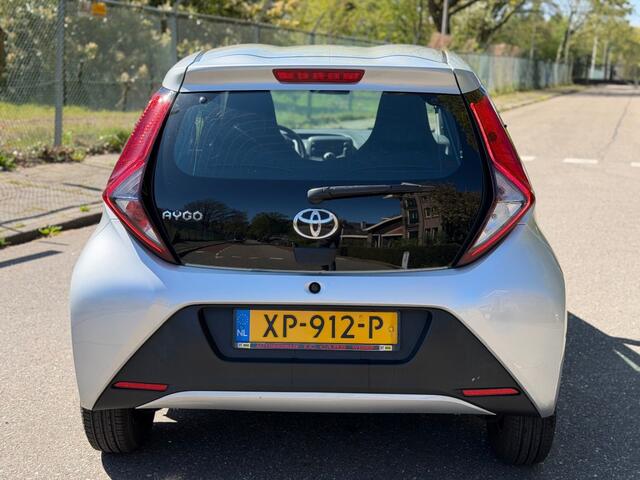 Toyota AYGO 1.0 VVT-I X-FUN - Airco - Cruise control !!!