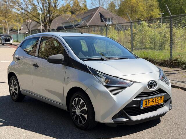 Toyota AYGO 1.0 VVT-I X-FUN - Airco - Cruise control !!!