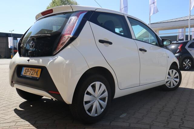 Toyota AYGO 1.0 VVT-i x-fun