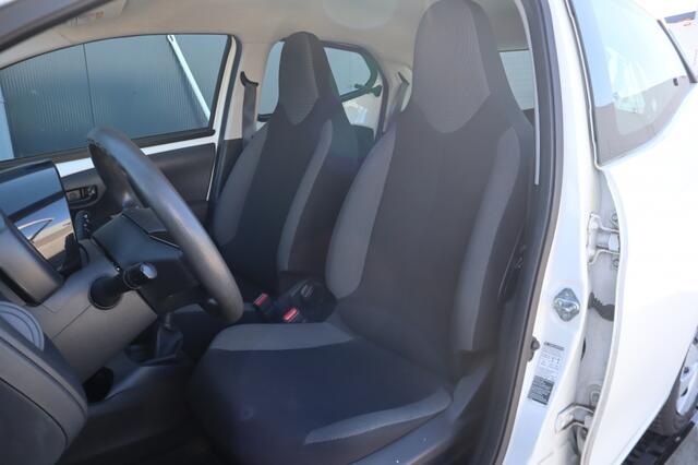 Toyota AYGO 1.0 VVT-i x-fun