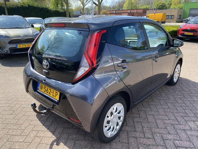 Toyota AYGO 1.0 VVT-i x-play | Fietsdragerbeugel |