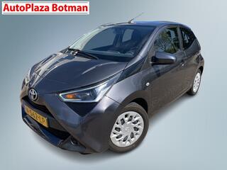 toyota-aygo-1.0-vvt-i-x-play--fiet
