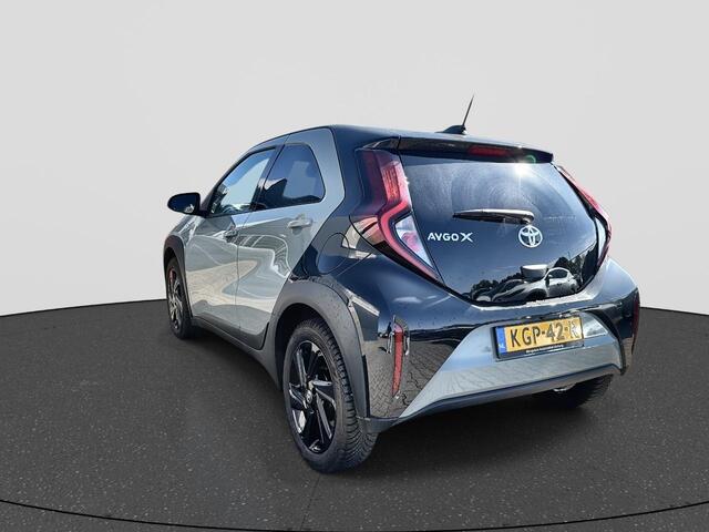 Toyota AYGO X 1.0 VVT-i S-CVT first