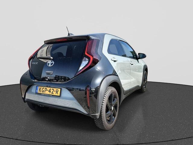 Toyota AYGO X 1.0 VVT-i S-CVT first