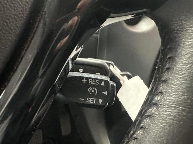 Toyota AYGO 1.0 VVT-i x-play limited Dealer onderhouden, Apple Carplay & Trekhaak!