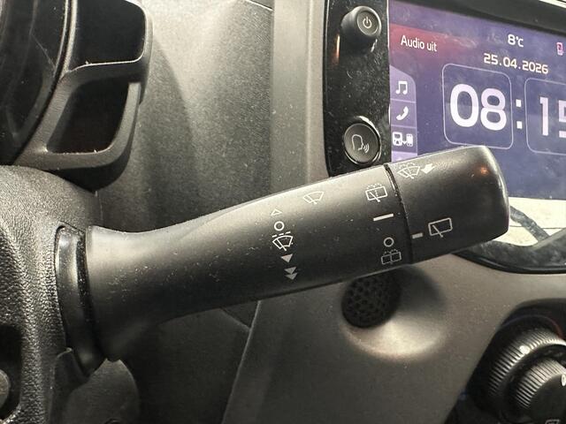 Toyota AYGO 1.0 VVT-i x-play limited Dealer onderhouden, Apple Carplay & Trekhaak!