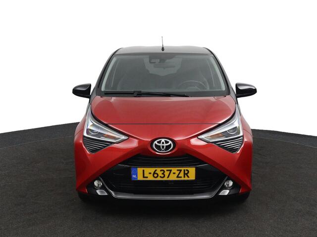 Toyota AYGO 1.0 VVT-i x-clusiv | Keyless Entry | Bi-Tone | Automatische Airco | Lichtmetalen Velgen | Achteruitrijcamera |