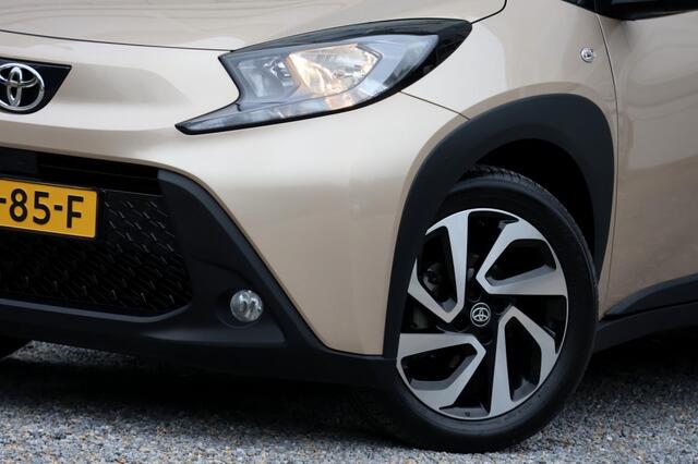 Toyota AYGO 1.0 VVT-i MT Pulse - 72 pk **Bi-tone / Camera / Carplay