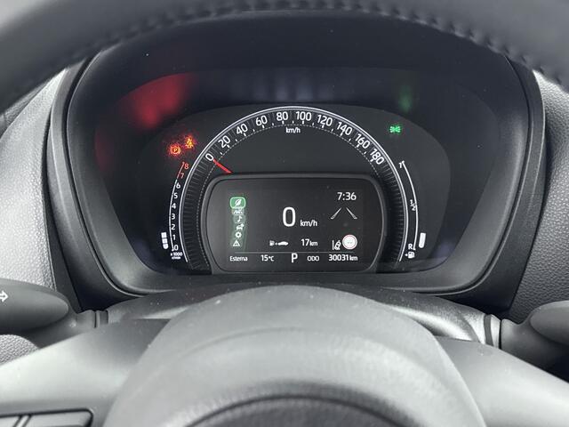 Toyota AYGO X 1.0 VVT-i S-CVT Envy