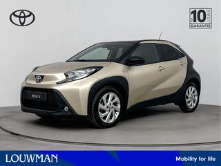 toyota-aygo-x-1.0-vvt-i-s-cvt-envy