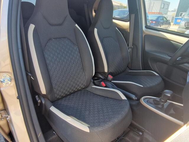 Toyota AYGO X 1.0 VVT-i S-CVT Pulse Automaat