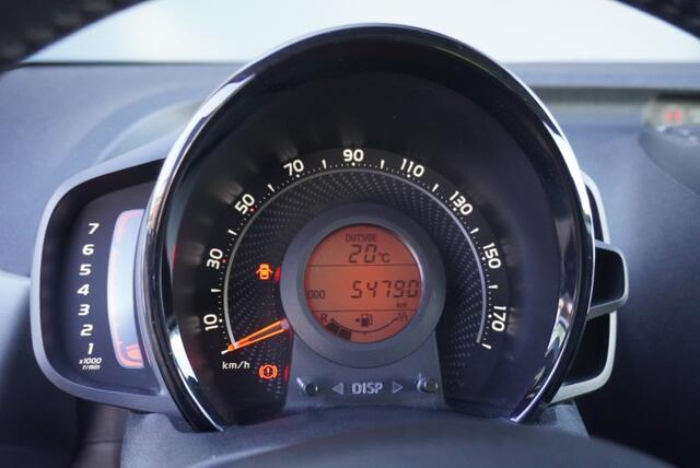 Toyota AYGO 1.0 VVT-i x-play ltd CarPlay | NAP | Camera | Led | Airco