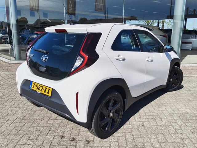 Toyota AYGO X 1.0 VVT-i S-CVT Play | Automaat | Lm Velgen | StoelverwarmingAnd