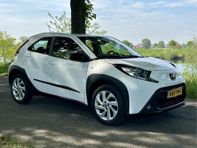 Toyota AYGO X 1.0 VVT-i S-CVT Play | Automaat | Airco | Apple Carplay & Android auto | Achteruitrijcamera