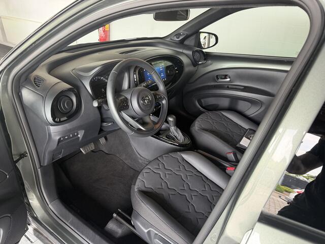 Toyota AYGO X 1.0 VVT-i S-CVT Envy JBL Audio / 18" / Mistlampen / Apple Carplay / Lane Assist / Adapt. Cruise Control / 1e eigenaar