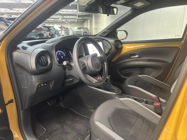 Toyota AYGO X Hybrid 115 GR Sport DEMO KORTING, DIRECT LEVERBAAR, ZEER LUXE AUTO!!!