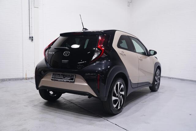 Toyota AYGO X 1.0 VVT-i Team Deutschland Achteruitrijcamera Apple Carplay Stoelverwarming