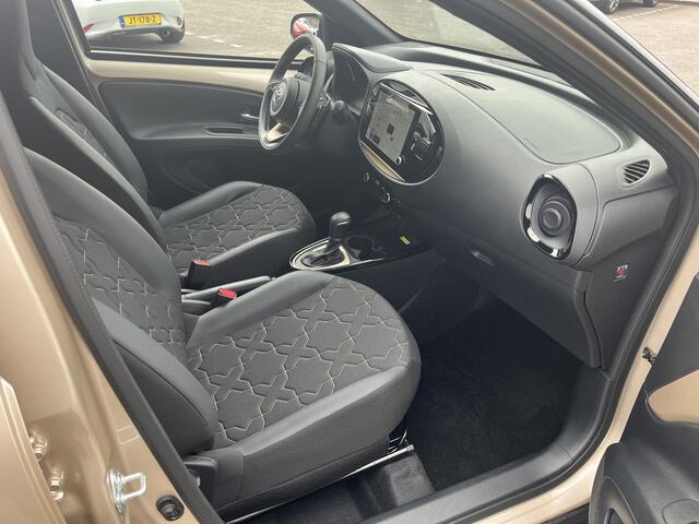 Toyota AYGO X 1.0 VVT-i S-CVT Pulse | Stoelverwarming | Parkeersensoren | Apple CarPlay/Android auto