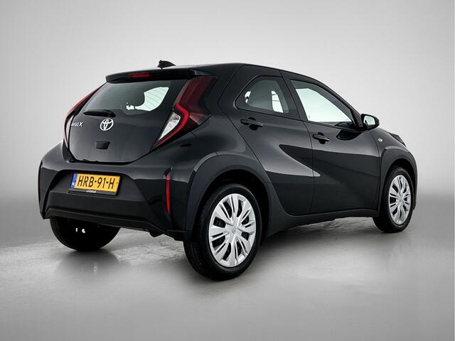 Toyota AYGO X 1.0 VVT-i MT Play | Apple CarPlay | Android Auto |