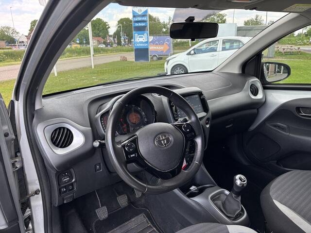 Toyota AYGO 1.0 VVT-i x-first Carplay I Camera I All season