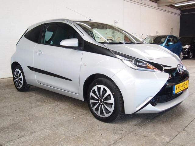 Toyota AYGO 1.0 VVT-i x-fun (APK:Nieuw) Incl.Garantie