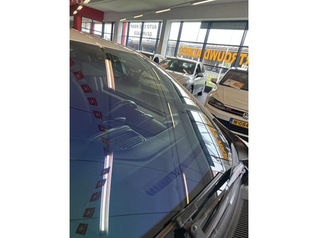 Toyota AYGO 1.0 VVT-i x-play limited Sport | Apple carplay | Achteruitrijcamera | Airco | Sportuitlaat | Begrenzer