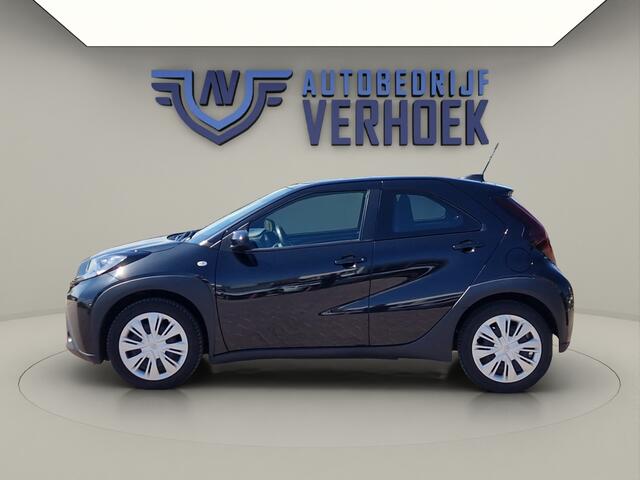 Toyota AYGO X 1.0 VVT-i MT Play NL Auto - All Season Banden - Carplay