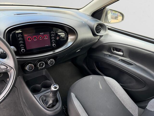Toyota AYGO X 1.0 VVT-i MT Play+ NAP 38dkm, Camera, Led, Carplay, Android Auto, Adaptive Cruise