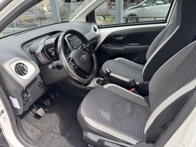 Toyota AYGO 1.0 VVT-i x-play limited CAMERA-LED-AIRCO