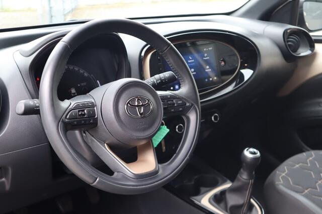 Toyota AYGO X 1.0 VVT-i MT Envy AllSeasons | Stoelverwarming | Navi | Carplay
