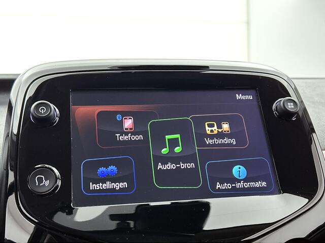 Toyota AYGO 1.0 VVT-i x-cite | Lederen bekleding | Achteruitrijcamera | Airco